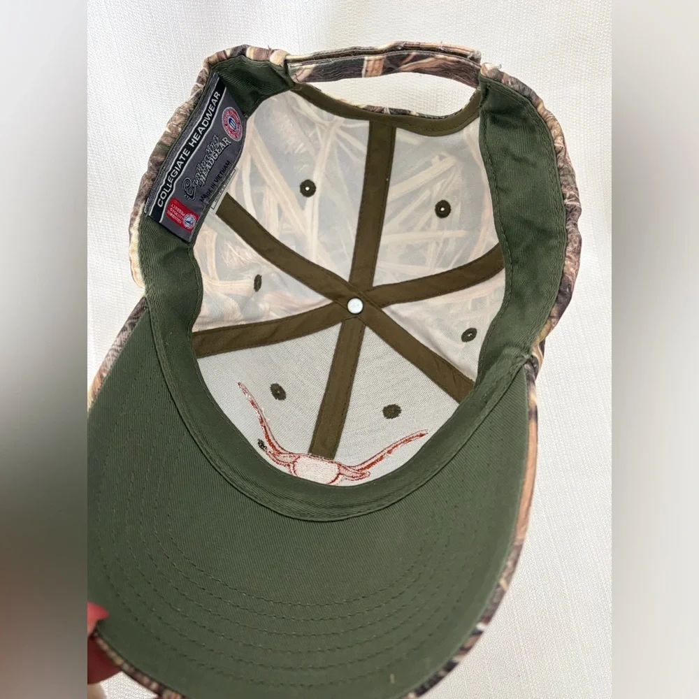 Texas Longhorns Hat Camo Olive Adjustable OSFA NCAA(B147)✨